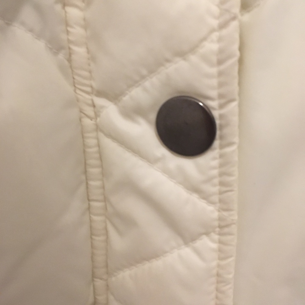 White puffer jacket - Picture 4 of 4